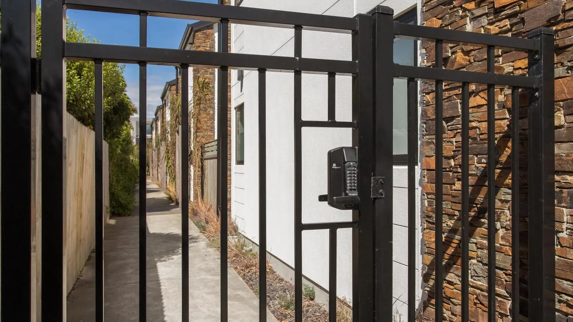 Apartment Chic City Living 1 Bdrm Sunny Warm Close Cbd Christchurch New Zealand