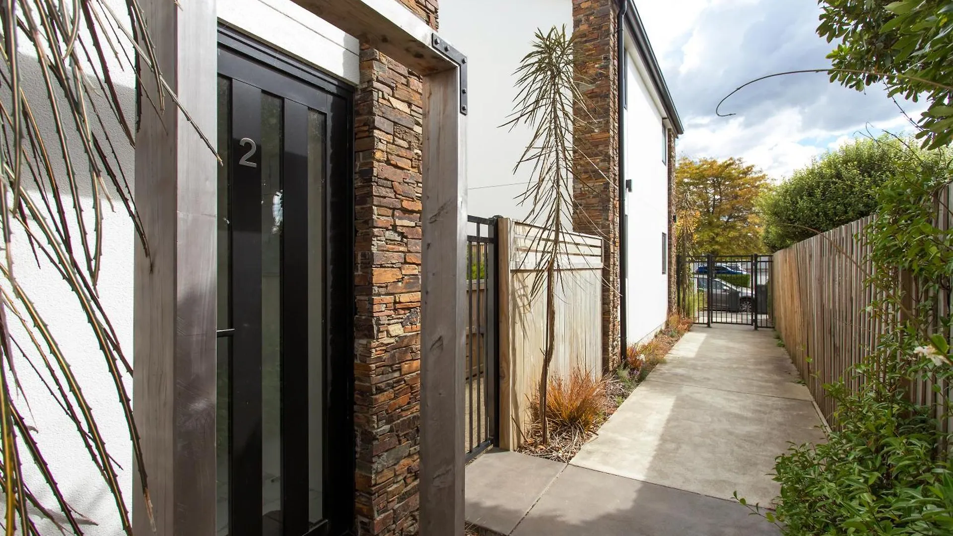 Chic City Living 1 Bdrm Sunny Warm Close Cbd Christchurch